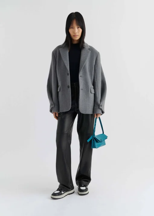 Arlo Blazer