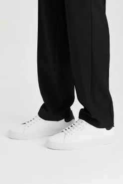Clean 90 Sneaker