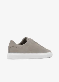 Clean 90 Suede Sneaker