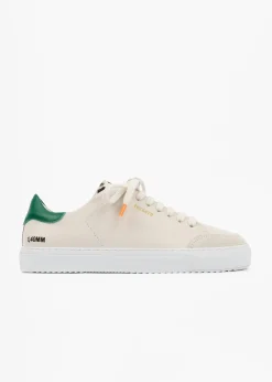 Clean 90 Triple Sneaker