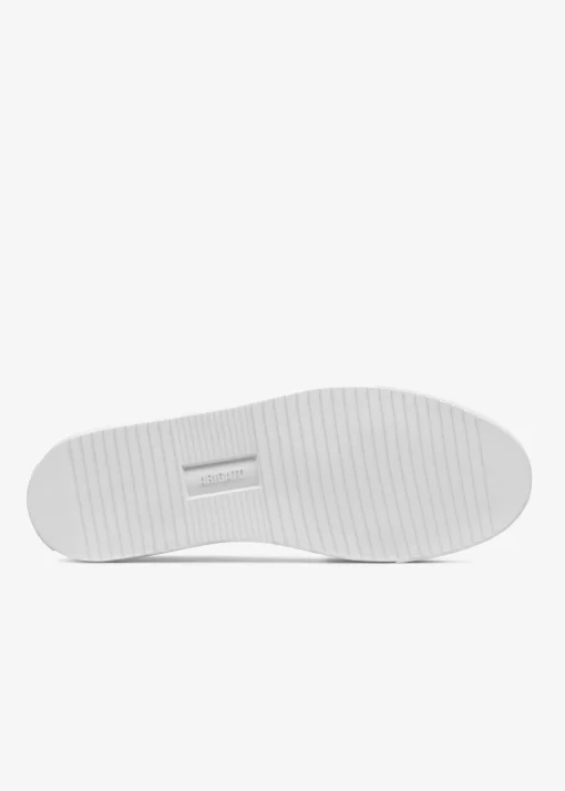 Clean 90 Triple Sneaker
