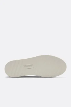 Clean 90 Triple Sneaker