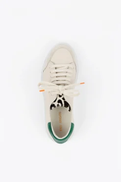 Clean 90 Triple Sneaker