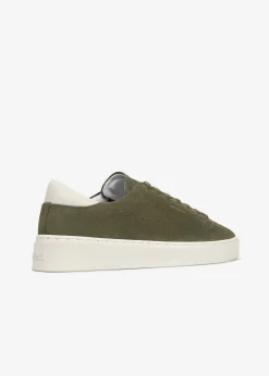 Court Suede Sneaker