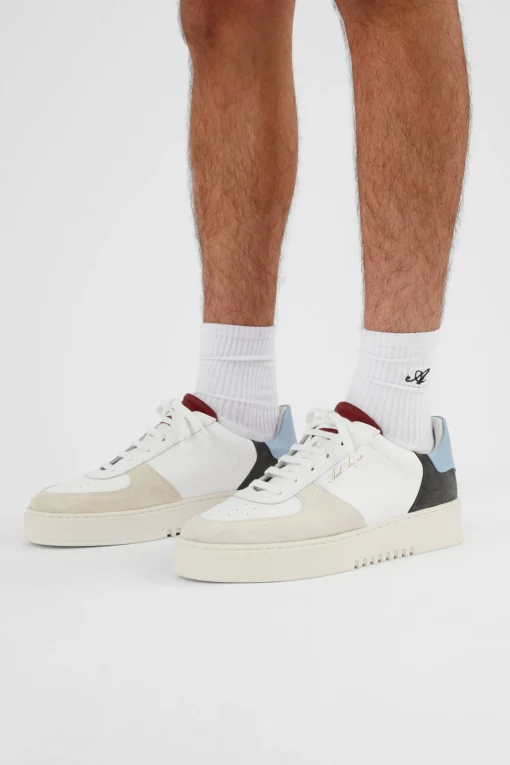 Orbit Sneaker