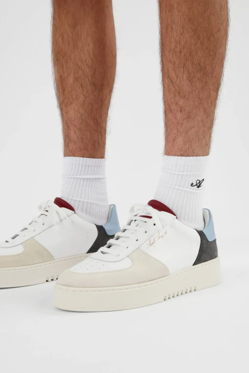 Orbit Sneaker